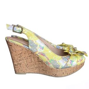 Covington Yellow Floral a wedge Sandal Size 7